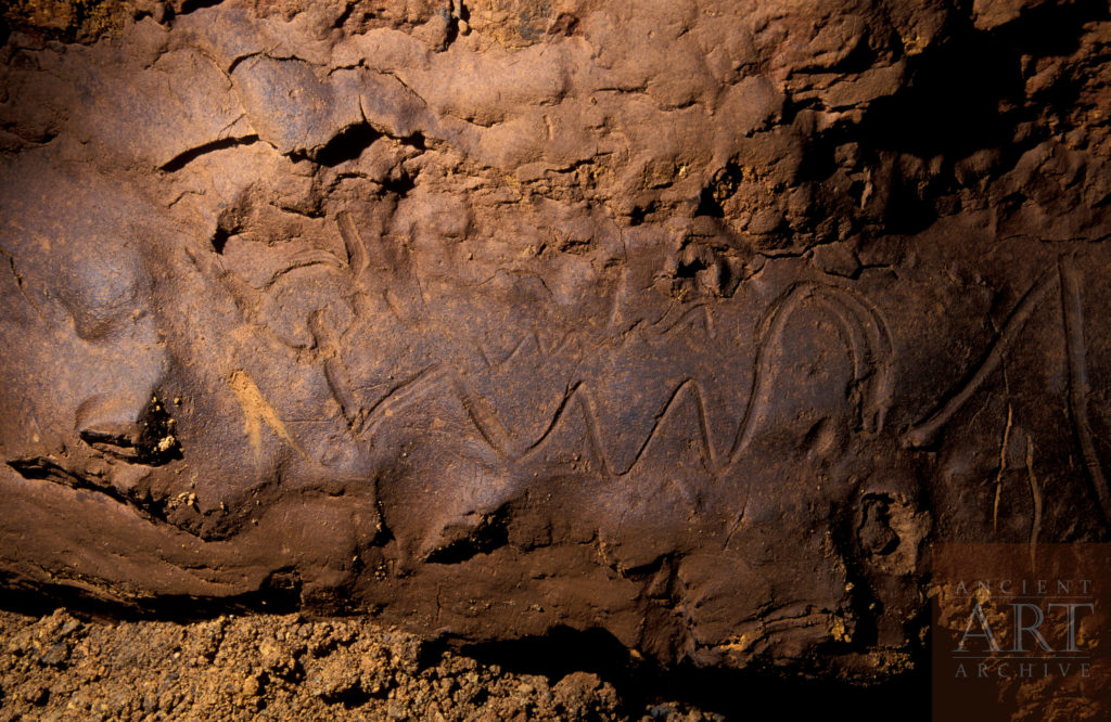 A Mississippian Culture horned serpent mud glyph